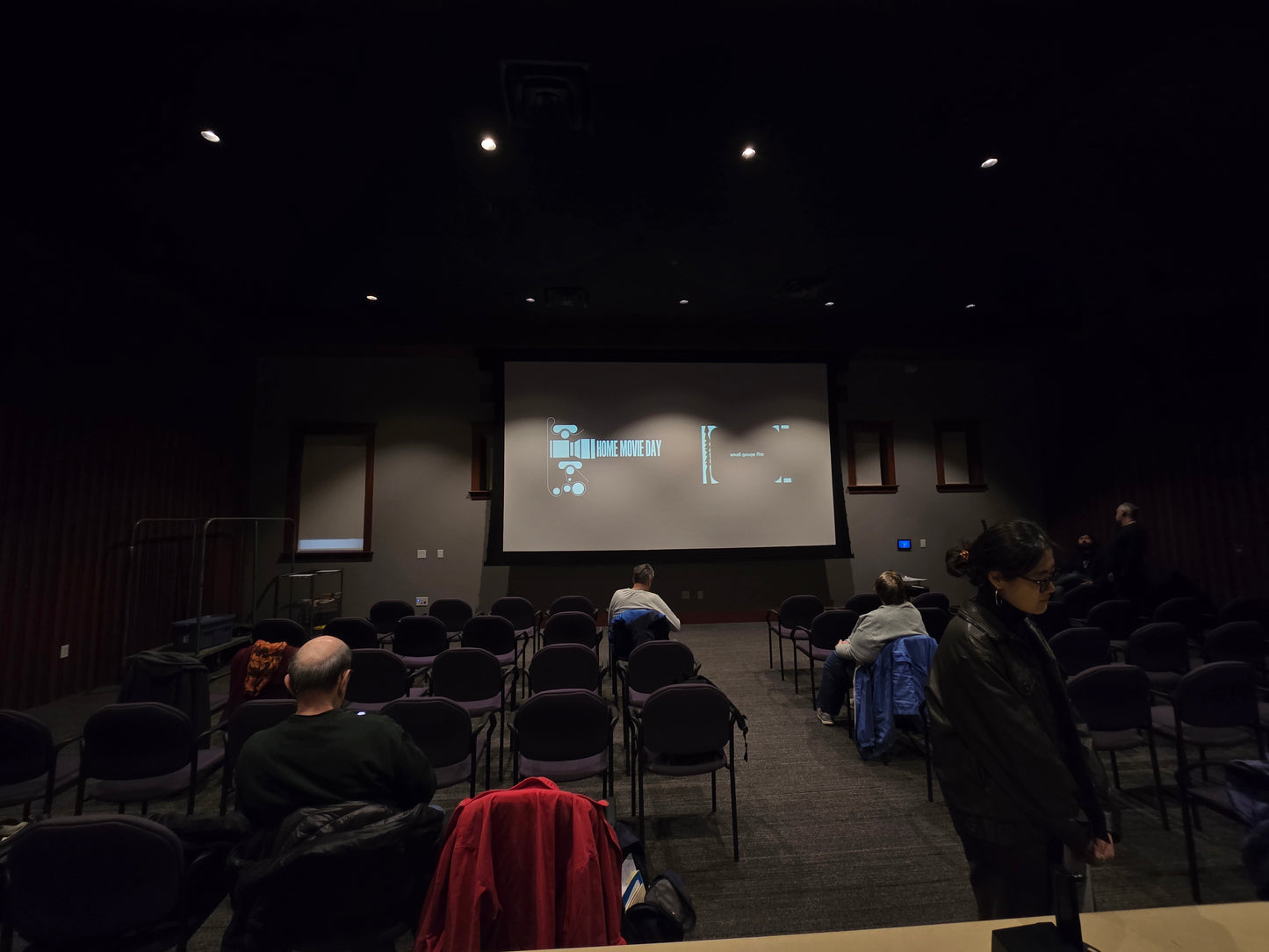 HOME MOVIE DAY GRATIS DIGITAL DOWNLOAD