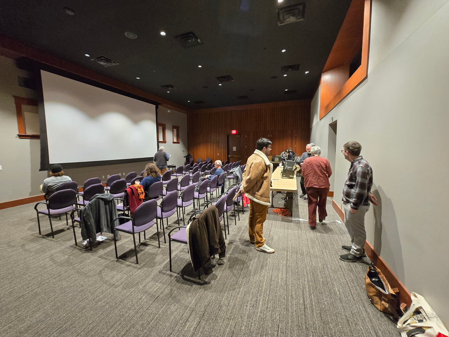 HOME MOVIE DAY GRATIS DIGITAL DOWNLOAD